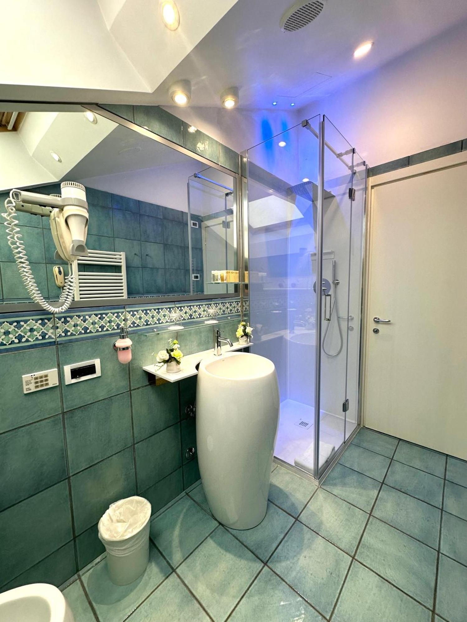 Club House Hotel Rimini Bagian luar foto